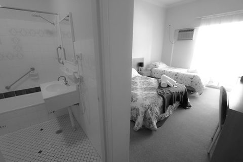 Rest Easy Motel - Accommodation China 19