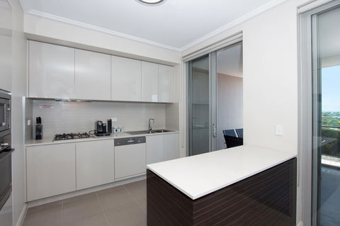 The Junction Palais - Modern And Spacious 2BR Bondi Junction Apartment Close To Everything - Accommodation Guide 8