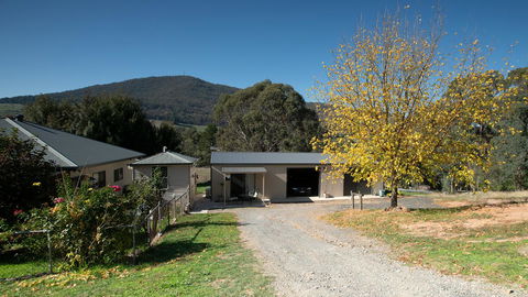 Pound Creek Gallery - Accommodation Asia 9