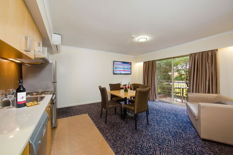 Best Western Plus Hovell Tree Inn - Accommodation Asia 33