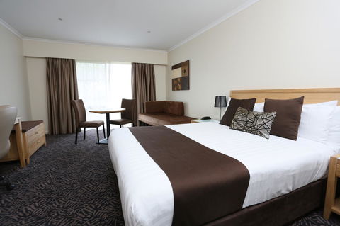 Best Western Plus Hovell Tree Inn - Accommodation Asia 19