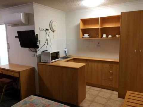 Edgecliff Lodge Motel - Accommodation Guide 15