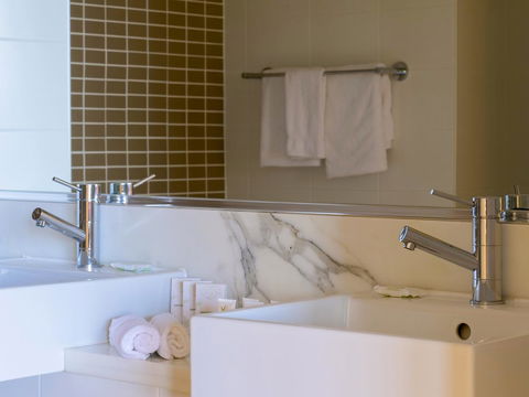 Sage Hotel Wollongong - Accommodation Asia 1