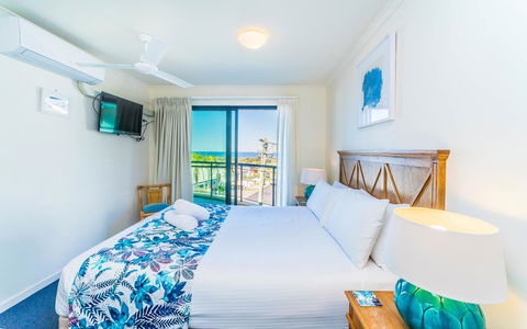 The Cove Yamba - Accommodation Asia 17