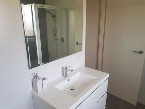 Golden Hill Cottage - Accommodation Asia 3
