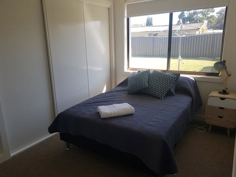 Golden Hill Cottage - Accommodation Asia 11