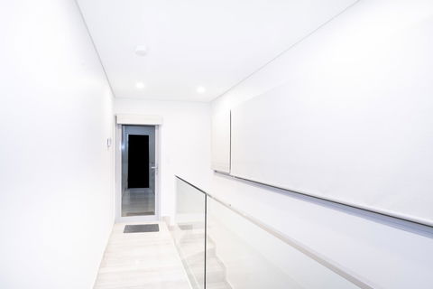 Luxury Villa Darlington - Vine - Accommodation Asia 13