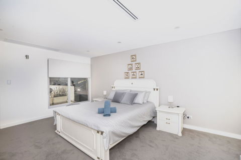 Luxury Villa Darlington - Vine - Accommodation Asia 23