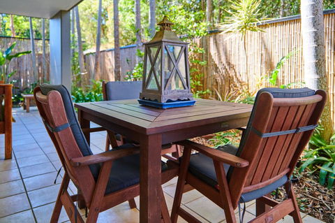 Julians Apartments - Accommodation Guide 1