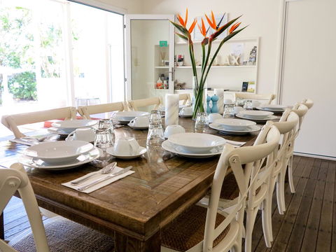 Cove Studios - Accommodation Guide 26