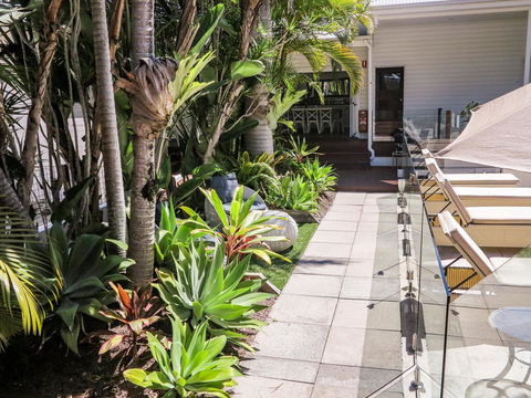 Cove Studios - Accommodation Guide 36