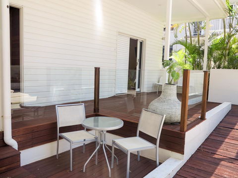 Cove Studios - Accommodation Guide 20