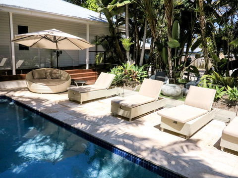 Cove Studios - Accommodation Guide 23