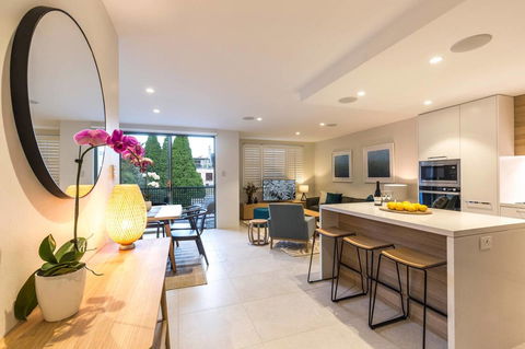Nobbs Â· Executive 2 Storey Sydney Apartment With Pool - Accommodation Asia 4
