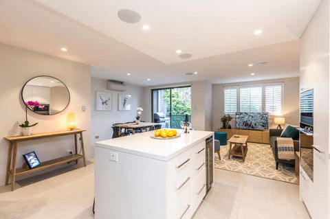 Nobbs Â· Executive 2 Storey Sydney Apartment With Pool - Accommodation Asia 2