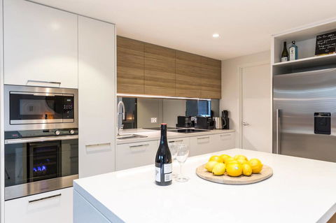 Nobbs Â· Executive 2 Storey Sydney Apartment With Pool - Accommodation Asia 3