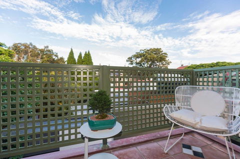 Nobbs Â· Executive 2 Storey Sydney Apartment With Pool - Accommodation Asia 15
