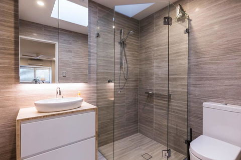 Nobbs Â· Executive 2 Storey Sydney Apartment With Pool - Accommodation Asia 7