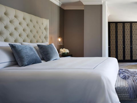 Four Seasons Hotel Sydney - Accommodation Guide 40
