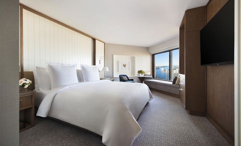 Four Seasons Hotel Sydney - Accommodation Guide 12