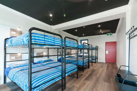 Mad Monkey Hostel Coogee Beach - Accommodation Asia 30