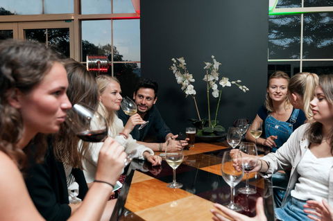 Mad Monkey Hostel Coogee Beach - Accommodation Asia 20