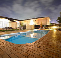 Winning Post Motor Inn - Accommodation Asia