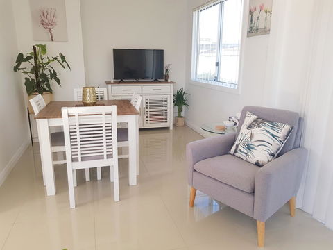 BookerBay Retreat! - Accommodation Asia 6