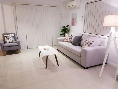 BookerBay Retreat! - Accommodation Asia 3