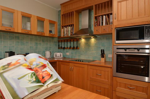 JE Guesthouse, Central To All The Hunter Valley Has To Offer - Accommodation Asia 14