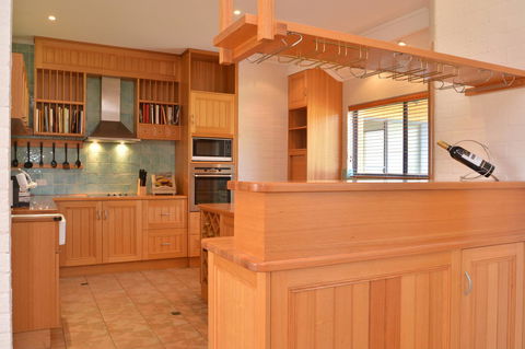JE Guesthouse, Central To All The Hunter Valley Has To Offer - Accommodation Asia 11