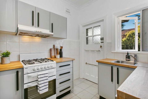 Seaspray - Manly Beach Apartment Close To The Sand - Accommodation Asia 4