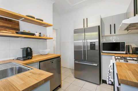Seaspray - Manly Beach Apartment Close To The Sand - Accommodation Asia 7