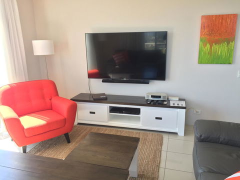 Grandview Apartments - Accommodation Asia 6