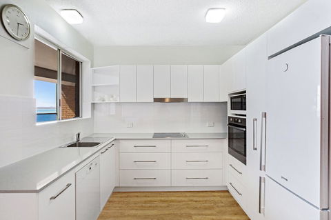 Victoria Parade, Kiah, Unit 10, 53 - Accommodation Asia 5