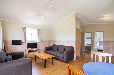 Birubi Beach Holiday Park - Accommodation Asia 21