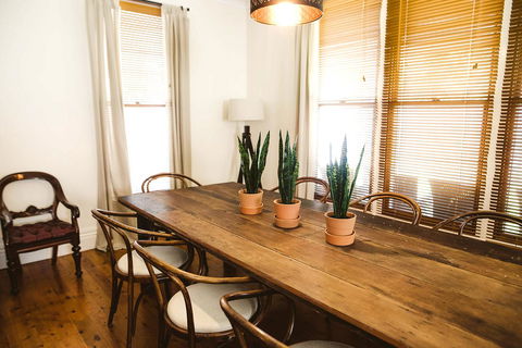 Morpeth Cottage - Accommodation Asia 24