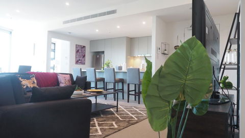 SkyGarden Sydney Olympic Park 3 & 4 Bedroom City View - Accommodation Asia 10