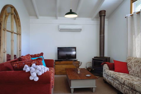 Lark Cottage - Accommodation China 26