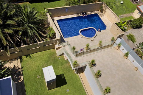 Sandy Cove Apartments - Accommodation Guide 14