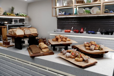 Rydges Camperdown - Accommodation Guide 21