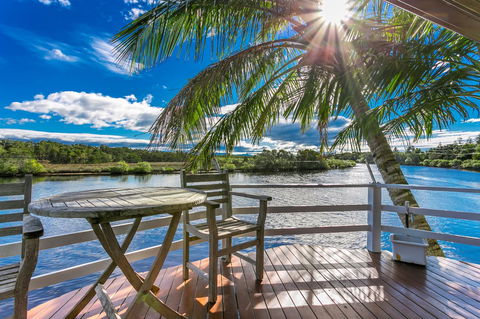 A Beach House At Byron - Accommodation Guide 2