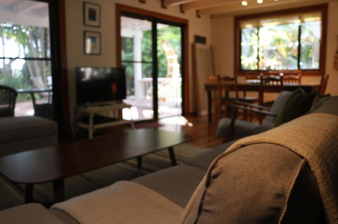 A Beach House At Byron - Accommodation Guide 14