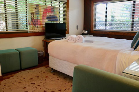 A Beach House At Byron - Accommodation Guide 40