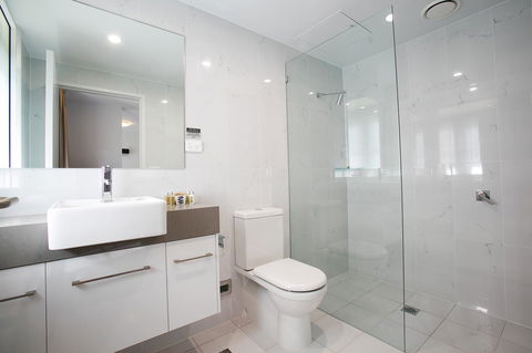 The Lucky Hotel - Accommodation Guide 30