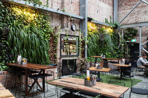 The Lucky Hotel - Accommodation Guide 12