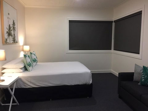 Hibiscus Motel - Accommodation Guide 17