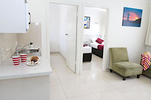 Hibiscus Motel - Accommodation Guide 29