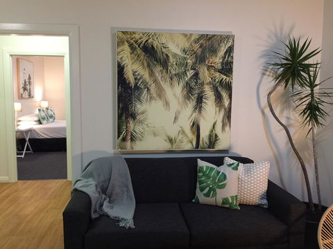 Hibiscus Motel - Accommodation Guide 5