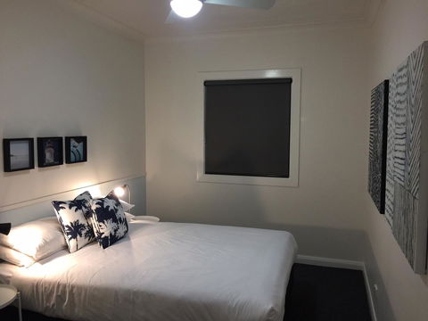 Hibiscus Motel - Accommodation Guide 10